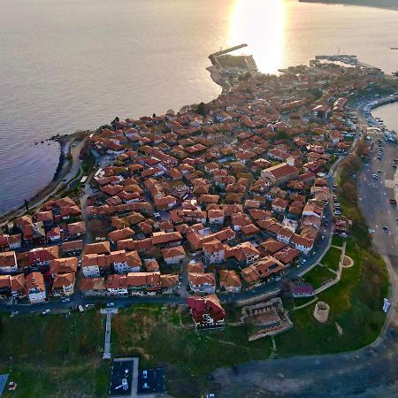 Family Hotel Lebed Nesebar Ngoại thất bức ảnh