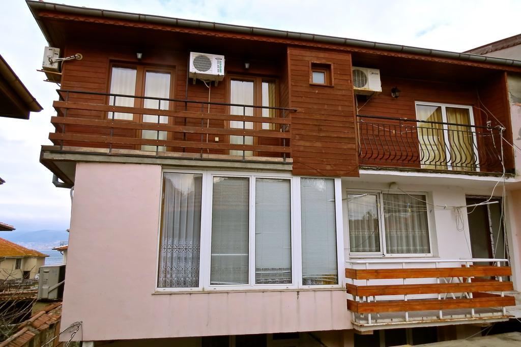 Family Hotel Lebed Nesebar Ngoại thất bức ảnh