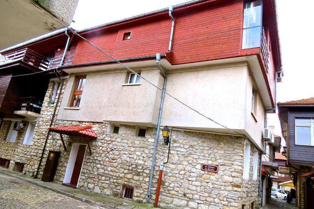 Family Hotel Lebed Nesebar Ngoại thất bức ảnh
