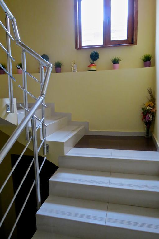 Family Hotel Lebed Nesebar Ngoại thất bức ảnh