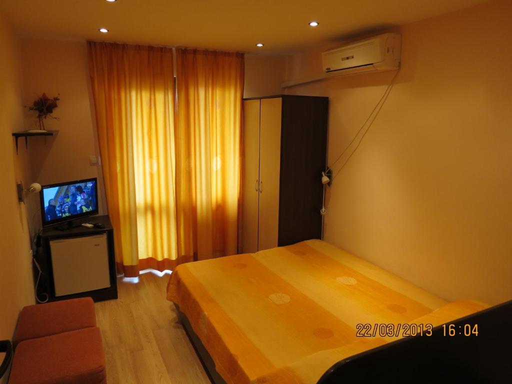 Family Hotel Lebed Nesebar Phòng bức ảnh