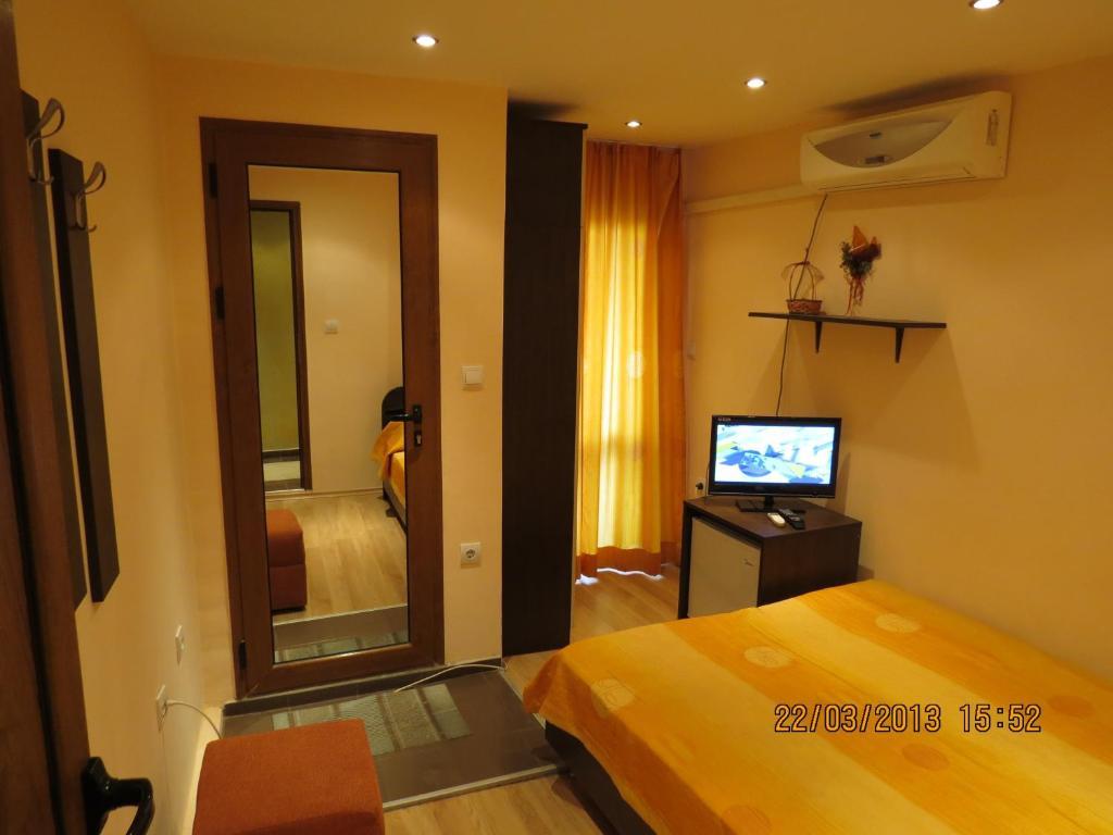 Family Hotel Lebed Nesebar Phòng bức ảnh