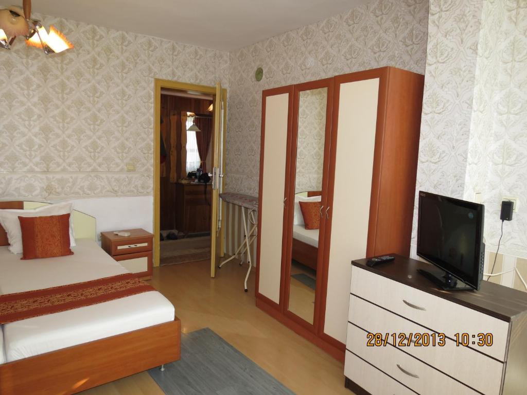 Family Hotel Lebed Nesebar Phòng bức ảnh